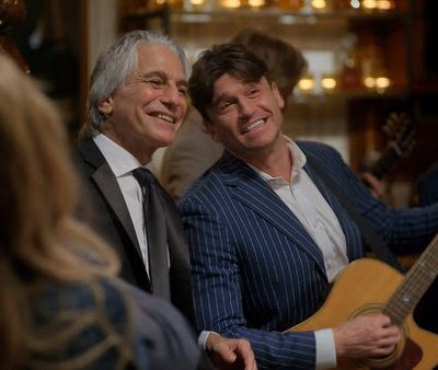 The Gypsy Queens & Tony Danza en duo avec Buona Sera Signorina