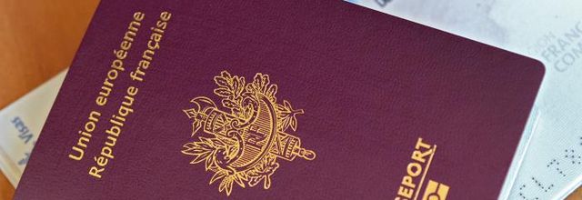 Exclusif.  50 mille anciens officiels et cadres algériens ont obtenu la nationalité française