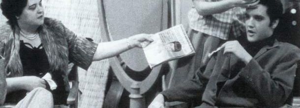 photo elvis -sa maman - Dolores Hart 