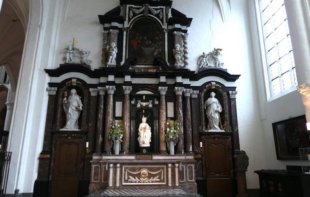LA  MADONE  DE  BRUGES