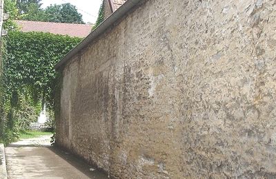 Les rues de Châtillon sur Seine:l'impasse des Capucins...