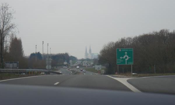 ENTRE CINQ ET SEPT SUR LA ROUTE