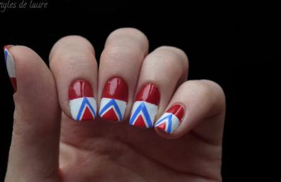 Nail Art majorette inspiration Pshiiit