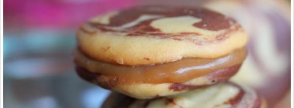 Whoopie pies marbrés au caramel de spéculoos