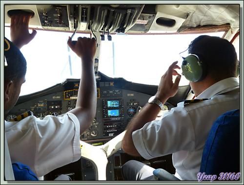 Dés notre arrivée aux Seychelles, départ pour la petite île de "Bird Island" qui porte bien son nom dans un De Havilland DHC-6 Twin Otter  