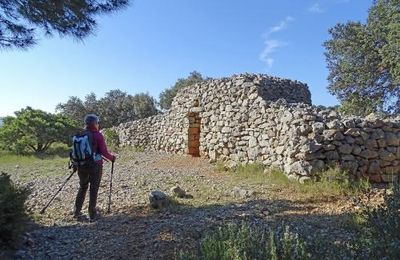 La Boucle du Sentier pastoral de la garrigue à Caves (Aude)