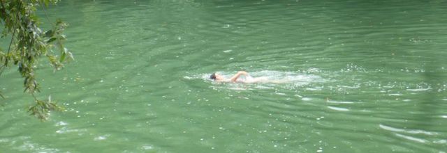 Un dimanche au bord de l'eau... tralala.. tralalala.. 