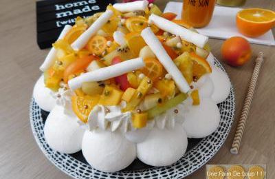 Pavlova aux fruits jaunes