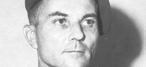 Certains ont préféré rendre hommage à Bigeard (et ses crevettes) L'Association 4ACG, lors de son assemblée générale honorera Jacques de Bollardière