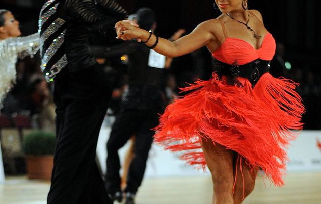 LES 11  BEAUX MORCEAUX DE DANSE  DE  CHA  CHA  CHA 