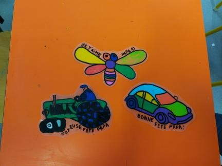 *Fête des pères: un magnet en plastique fou