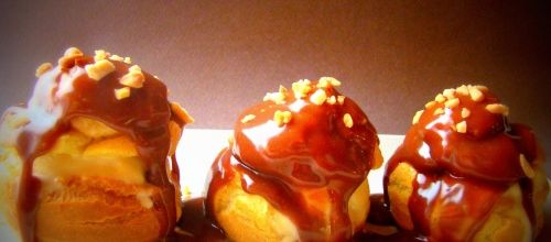 Profiteroles au chocolat