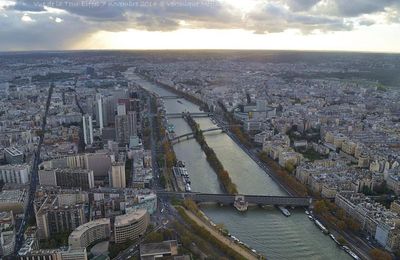 Vues de Paris du 2ème étage de la Tour Eiffel