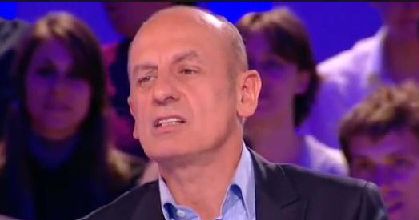 Enorme clash entre NDA et l’équipe du Grand Journal