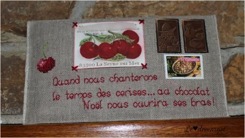 Courrier brodé