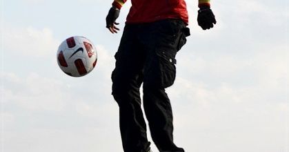 Montmartre : Le joueur de Football Freestyle