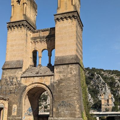 Le Puy Sainte Réparade (dept 13)