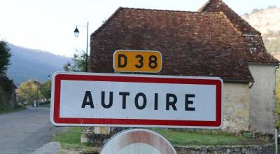 AUTOIRE (Lot) (1/3)