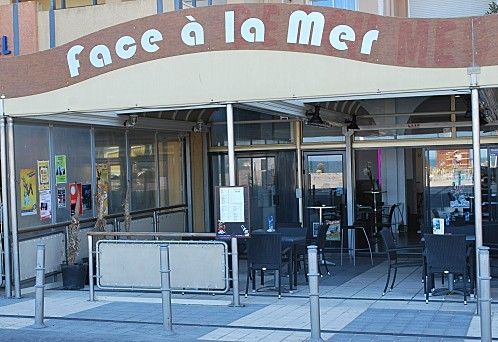 ANNIE, DOMM, FRANCOISE ET LES AUTRES...3 COPINAUTES EN G0GUETTE A CANET PLAGE "FACE A LA MER"