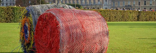 FIAC 2014 Jardin des Tuileries : Pailles de plastique de Michael Beutler