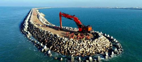 Une digue jetée de 3,2km pour protéger le nouveau port