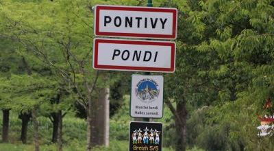 PONTIVY (Morbihan) (1/2)