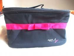 Trousse make-up pour les vacances