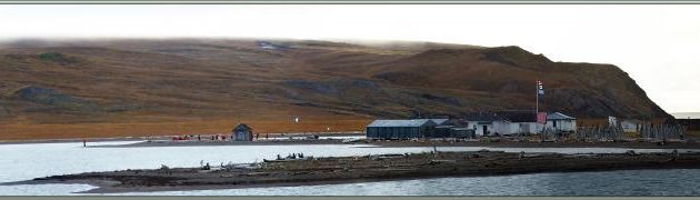 2 septembre 2016, débarquement à Pauline Cove, Herschel Island (Qikiqtaruk), 69° 33' 44" Nord, 138° 54' 44" Ouest - Yukon - Canada