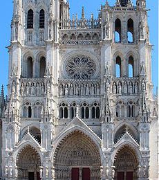 CATHEDRALE D'AMIENS ET QUARTIER SAINT LEU (Somme - 80)