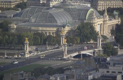 Le pont Alexandre III à Paris...