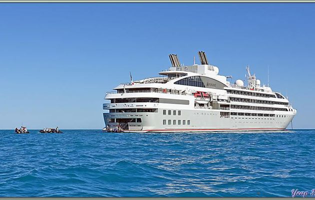 16/09/2022 : après la visite de Singapour suivis de 2 jours de galère, nous avons pu enfin embarquer à Broome sur Le Soléal. Le lendemain nous arrivons aux îles Lacépède - Kimberley - Australie