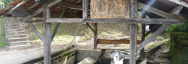 LAVOIRS A CARDAILLAC
