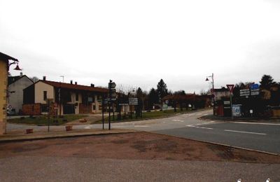 Nouvelle Aquitaine : Une balade dans la petite ville de Bonnac la côte 