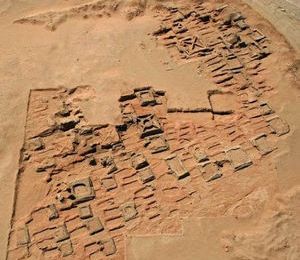 TRENTE-CINQ PYRAMIDES DÉCOUVERTES AU SOUDAN 