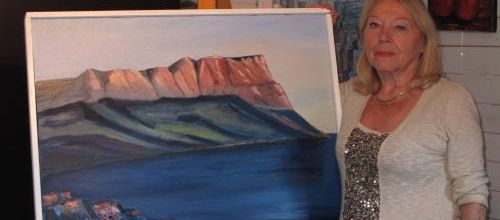 Cassis: Les couleurs et reflets de Marie-Thérèse Vion s'exposent aux Salles voûtées