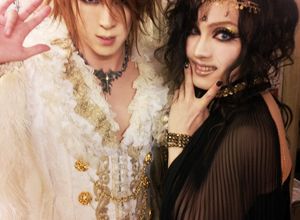 Lors de leur anniversaire... [bis]