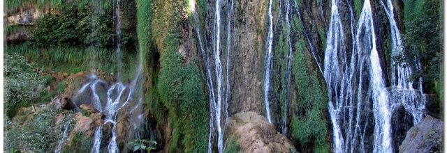 LES  CASCADES  DANS  LES  ENVIRONS