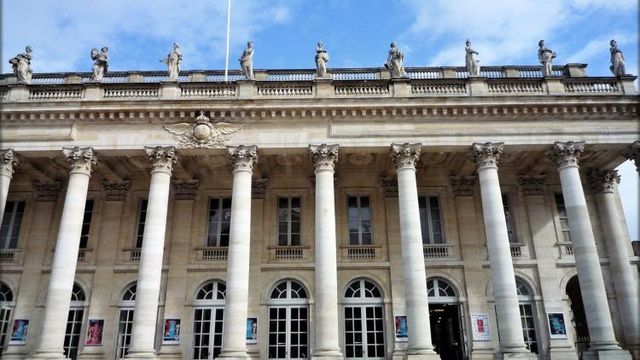 Façade du Grand Théâtre de Bordeaux
