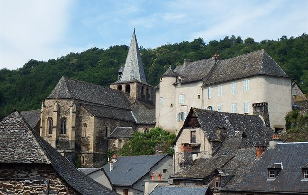 l'église Saint Fleuret d'Estaing  dept 12