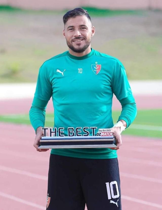 Belaili Youcef MCA Meilleur Joueur du Championnat 2023-2024 (Site Dz Match)