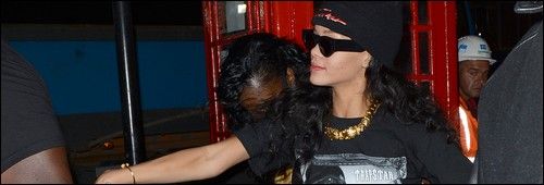 Rihanna quitte le club "Jalouse"