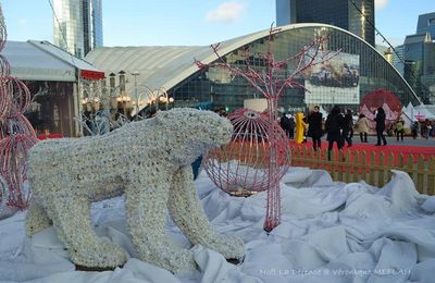 Un hiver polaire sur le parvis de la Défense