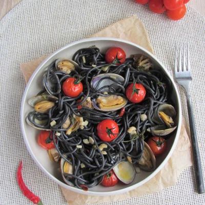Spaghettis noir à la vongole