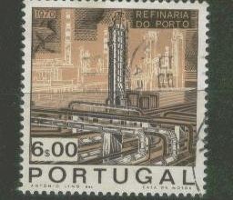 Raffinerie de Porto - Portugal - timbre de 1970