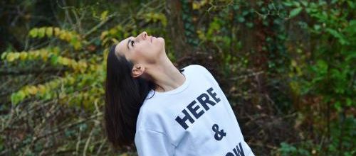 Yelle signe son retour avec GrandMarnier, c'est Ici et Maintenant