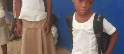 Aide aux enfants déscolarisés