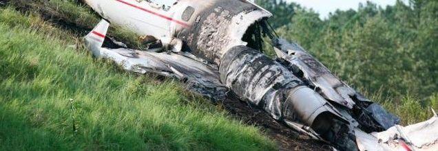 Quatre morts dans le crash d'un avion sanitaire aux Antilles.