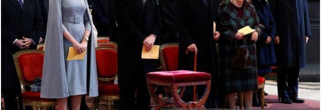 Famille royale belge  à une messe à Laeken