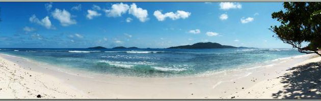 Panorama vu d'Anse Grosse Roche - La Digue - Seychelles