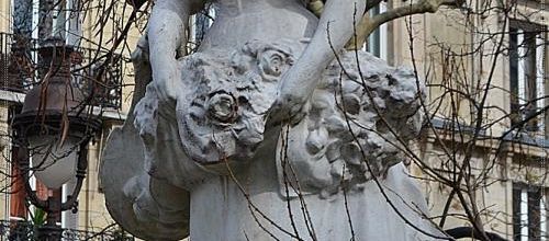 Canal Saint-Martin : La Grisette ou la petite marchande de roses